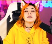 Anni the Duck [Still Biggest German Thot]