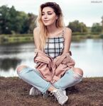 Anni the Duck [Still Biggest German Thot]