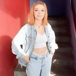 Anni the Duck [Still Biggest German Thot]