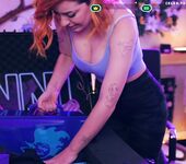 Anni the Duck [Still Biggest German Thot]