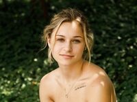 Taviathevix or Baby_tav