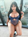 Ameliasocurvy