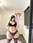 Ameliasocurvy