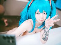 Maruemon Miku