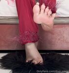 Diva_Nisrin/diva_nisrin88 - Moroccan Foot Model