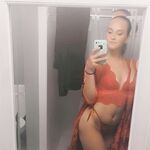 Blonde Canadian E-girl