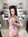 Vera Bambi Horny Tattooed Babe
