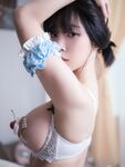 Kang Inkyung - ArtGravia Vol 376 Photobook Set 01