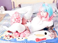 RiiniMoon The British Monster Babe