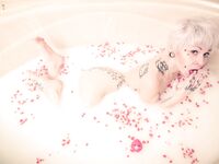 RiiniMoon The British Monster Babe