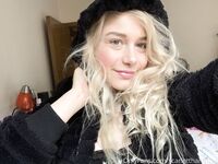 Scarlett Hampton - Photoset part 2