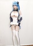Nicky_coser