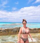 Sunshine4dayz2 TikTok milf