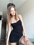 Zoey Curly