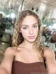Zoey Curly