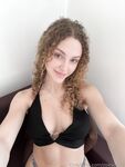 Zoey Curly