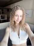 Zoey Curly