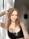 Zoey Curly