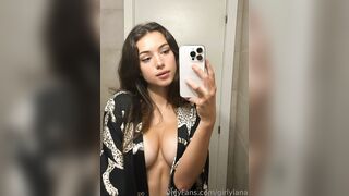 GirlyLana