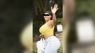 My big tits and ass neighbor sucks cock